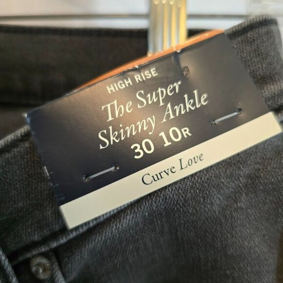 ABERCROMBIE & FITCH SUPER SKINNY ANKLE HIGH RISE BLACK JEANS W30 10R NWT - Picture 4 of 10